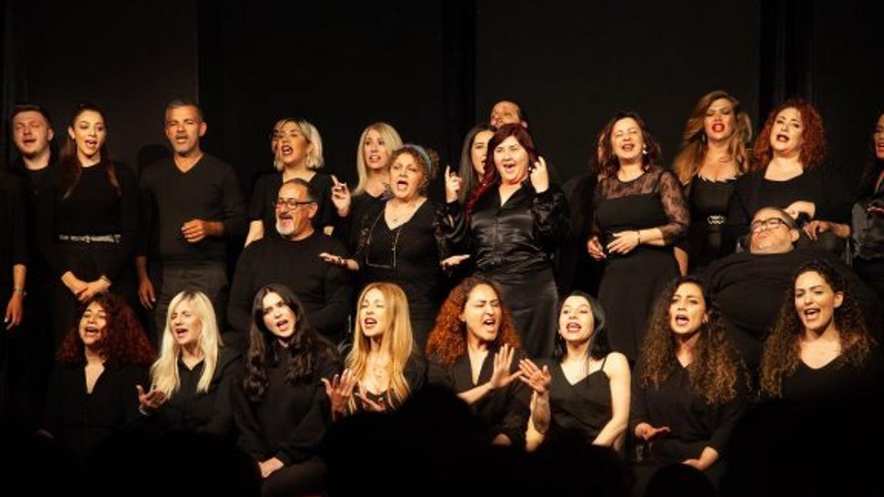 Yetişkinler Atölyesi “Kakistokrasi” oyunuyla yeniden sahnede