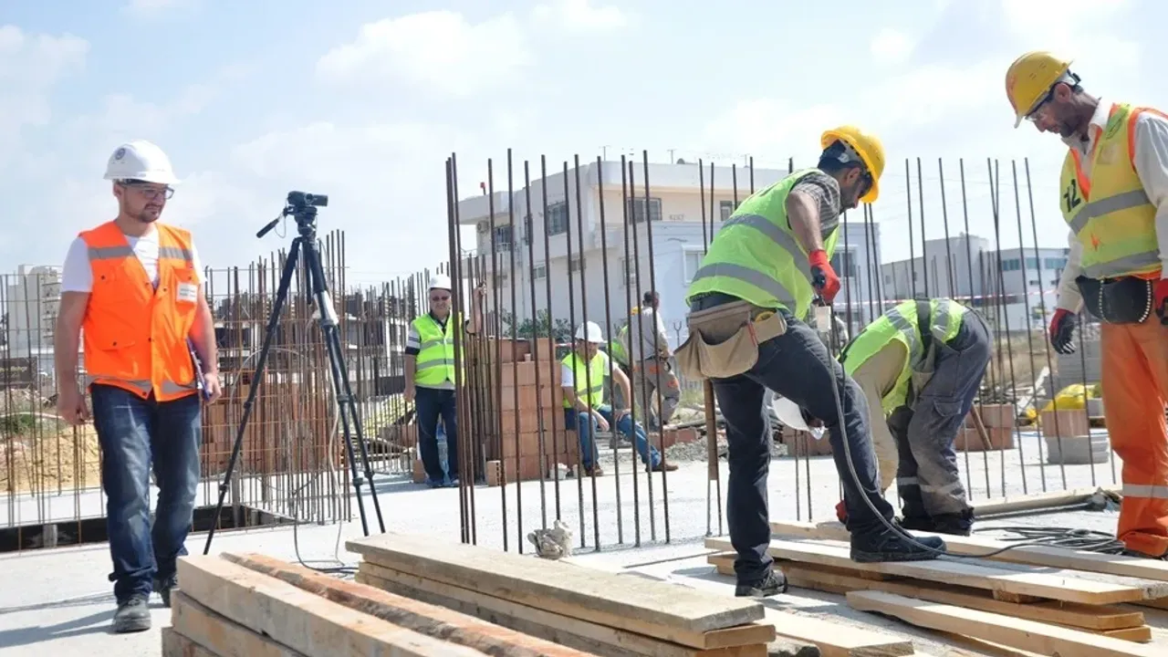 Güney Kıbrıs’ta çalışan işçilerin üçte biri fakirlik sınırında yaşıyor