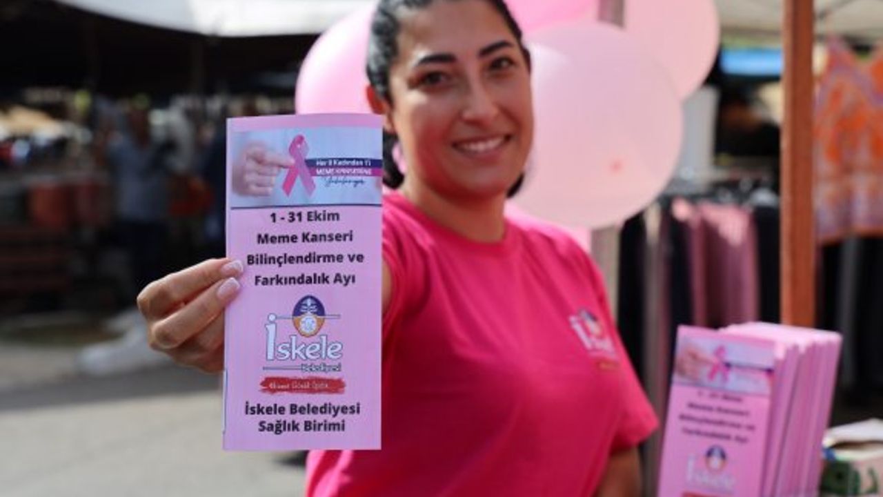 İskele Belediyesi Sağlık Birimi meme kanserine dikkat çeken broşürler dağıtıyor