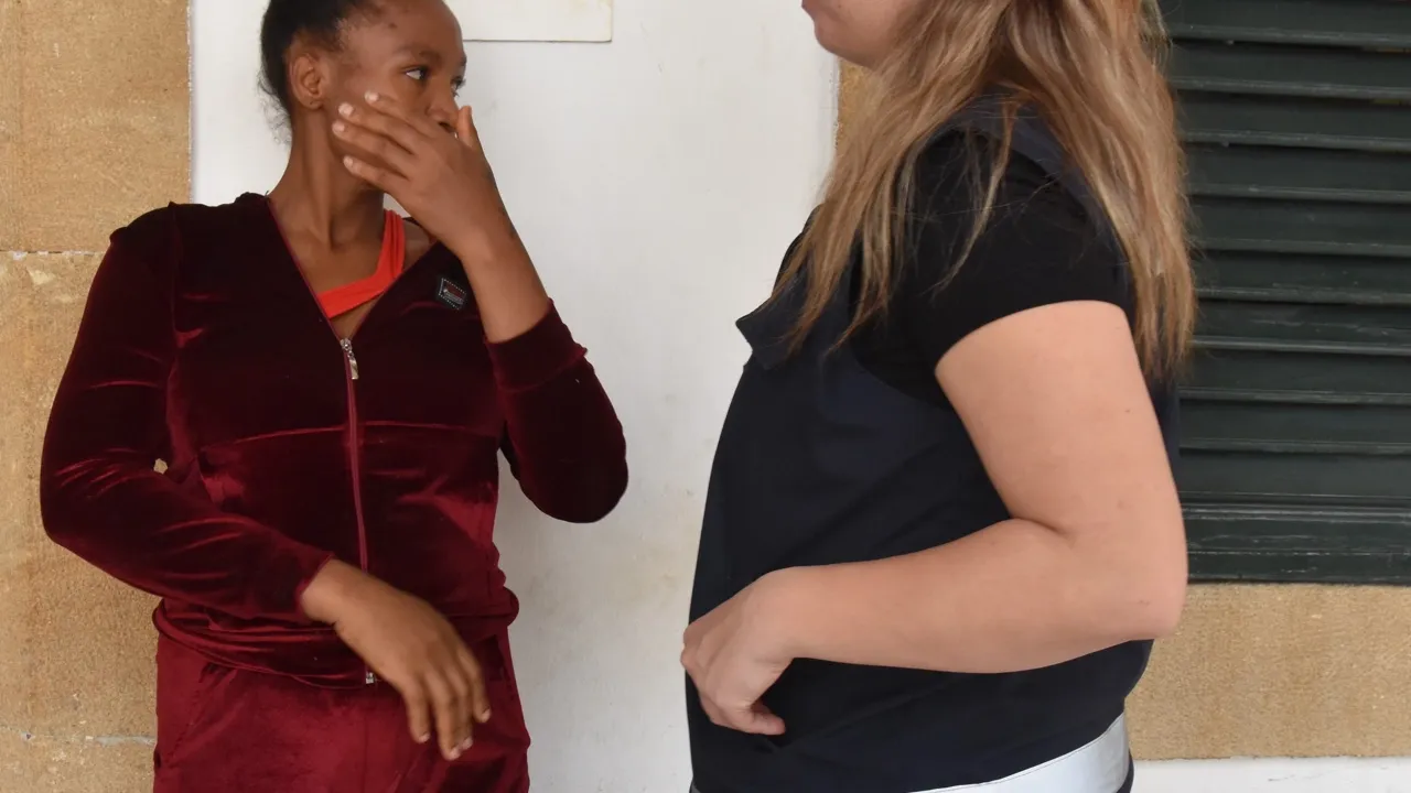 Kaçak yaşayan hamile kadın cezaevine gönderildi