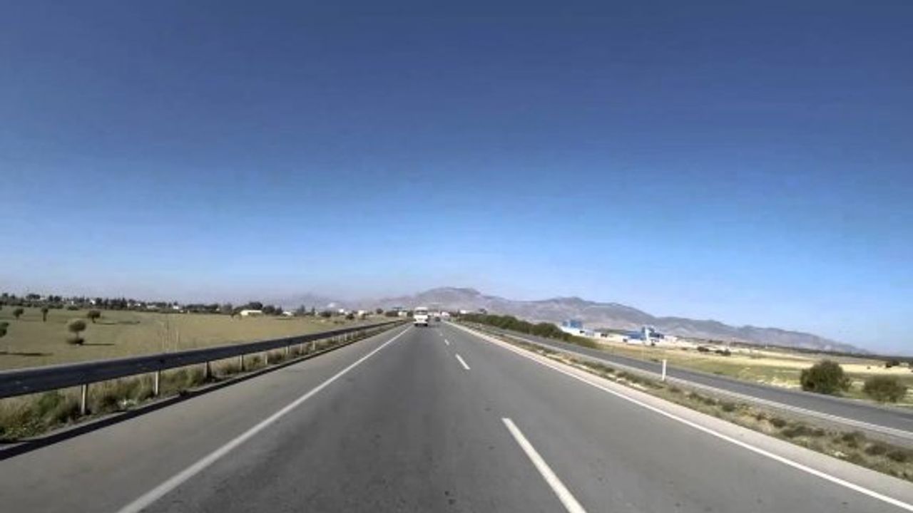 Lefkoşa-Gazimağusa ana yolunda  düşey işaretleme faaliyetleri yapılacak