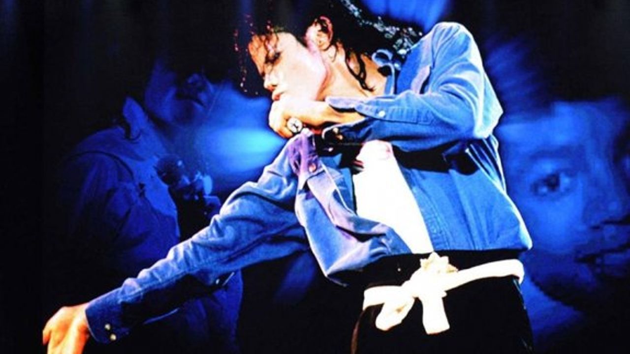 Michael Jackson’ın ikonik deri ceketi açık artırmaya çıkacak