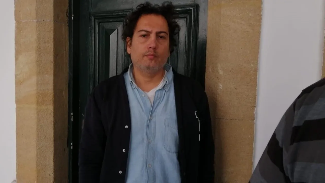 Sahte pasaporta bir yıl hapis