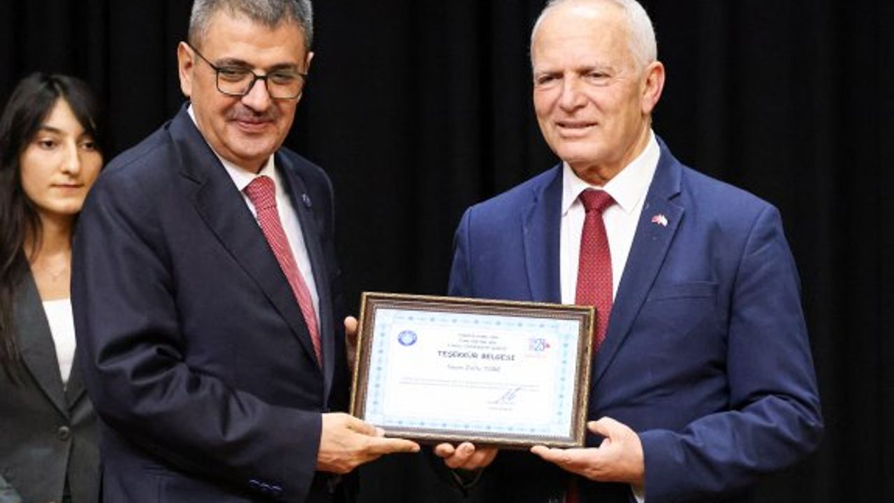 “Türk ordusu damarımızdaki kan gibidir”