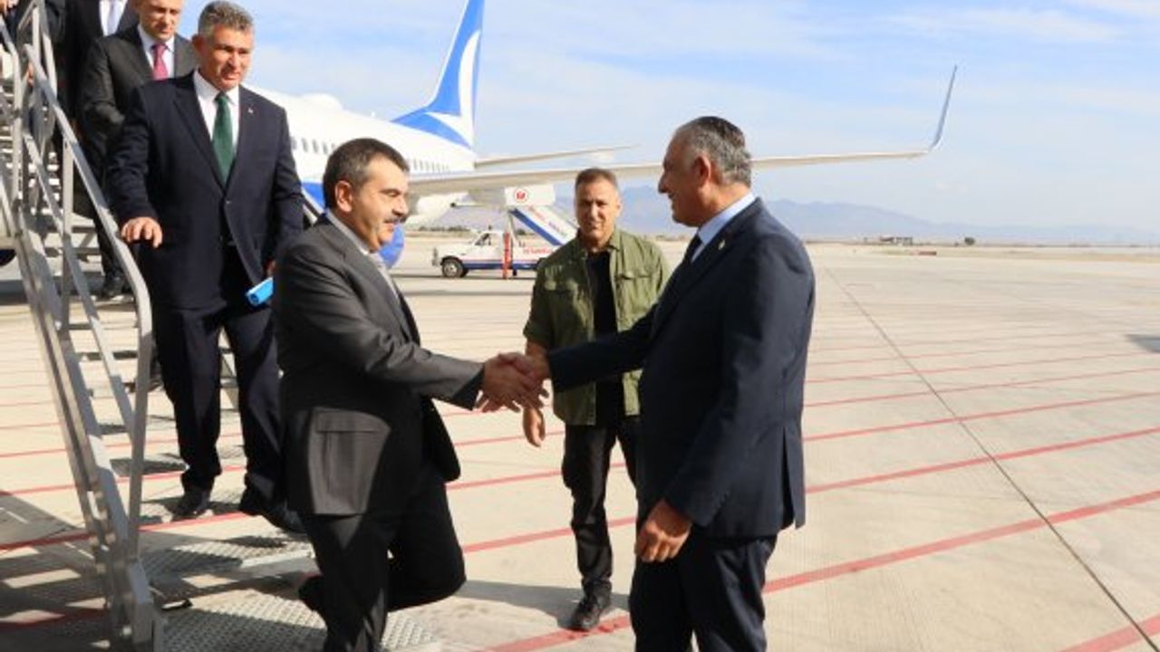 Türkiye Cumhuriyeti Milli Eğitim Bakanı Tekin, KKTC’de