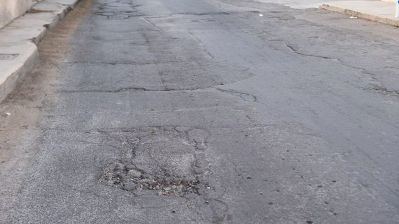 Yolda zik zak gitmesinin nedenini duyan polis de şaşırdı