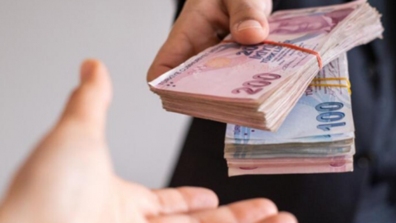 Asgari Ücret Tespit Komitesi, yeni asgari ücreti belirlemek üzere bir araya geldi.
