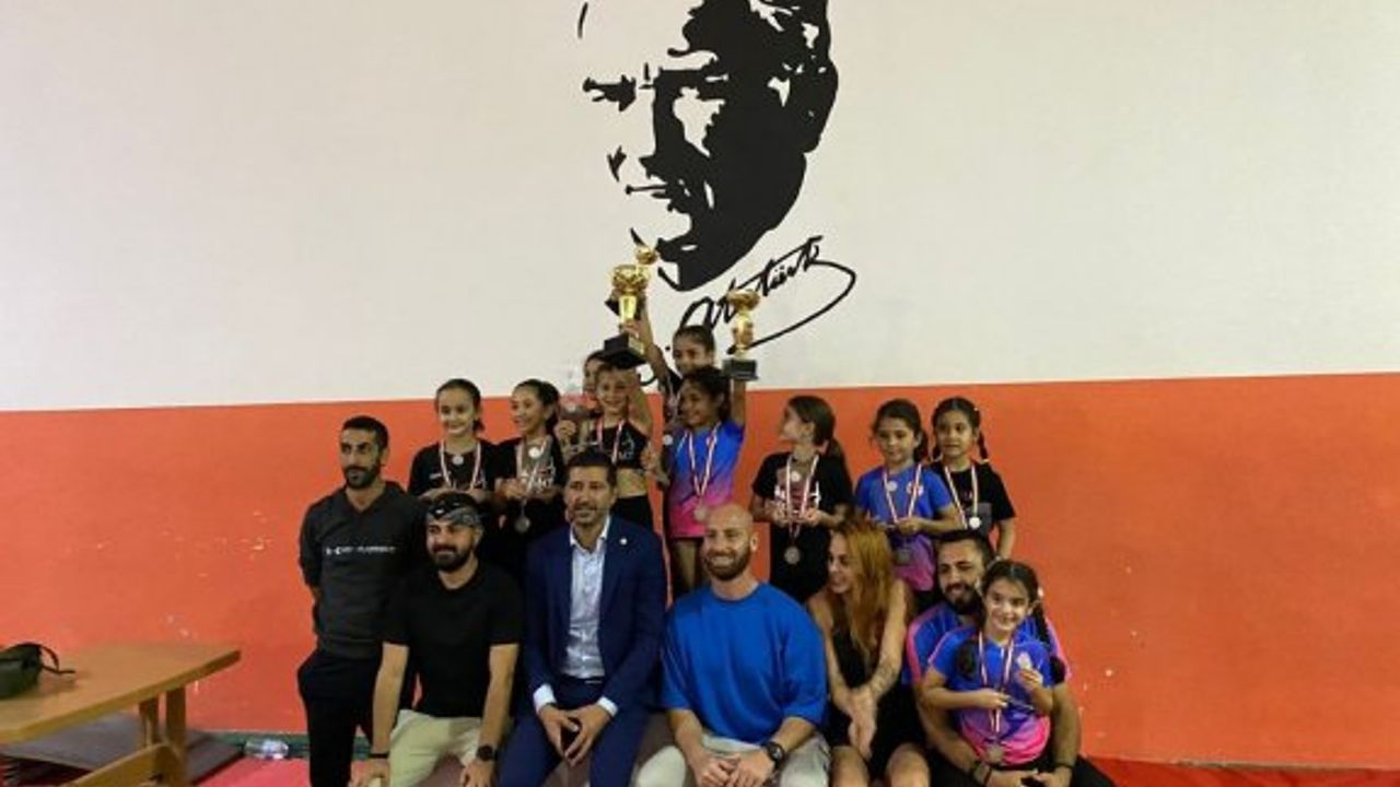 Cimnastik Federasyonu, başarılı sporcularını ödüllendirdi