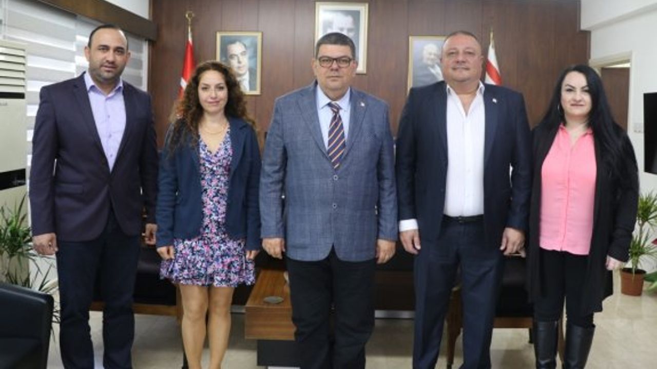 Düşük maaşlılara daha fazla artış için çalışma