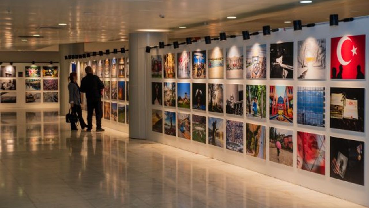Gökyiğit, Bursa Uluslararası Fotoğraf Festivali’nde sergi ile yer aldı