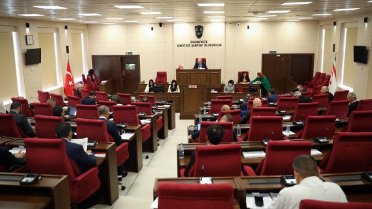 Meclis'te yabancılara mülkiyet hakkı ve TÜK konuşuldu