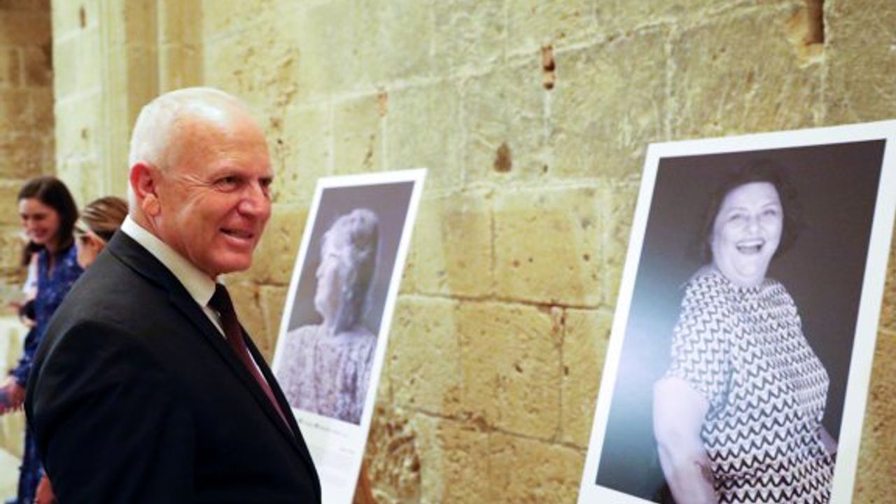 Töre, “Cumhuriyetin 40.Yılında 40 Girişimci Kadın” fotoğraf sergisinin açılış etkinliğine katıldı