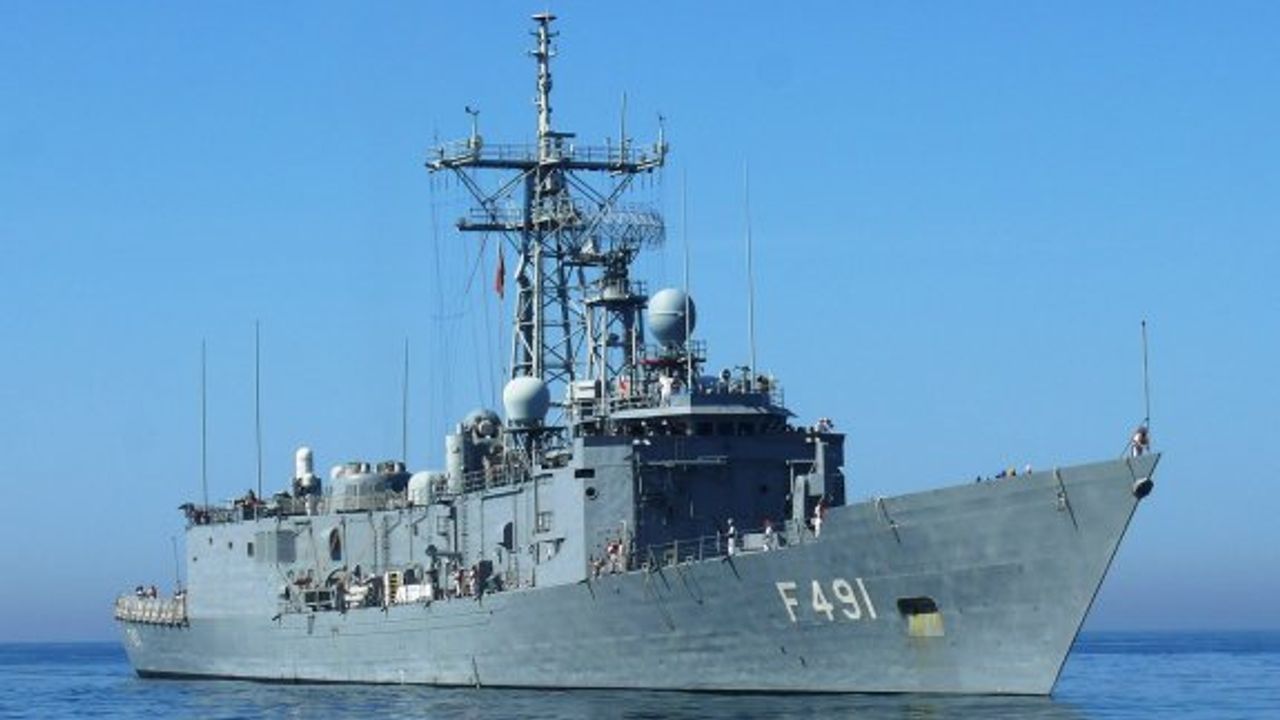 Türk Deniz Kuvvetleri savaş gemileri Girne ve Gazimağusa limanlarını ziyaret edecek
