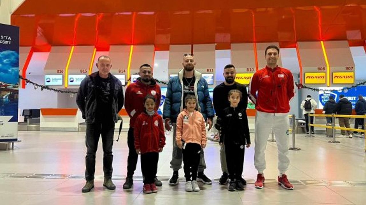 Cimnastik Federasyonu sporcuları, İzmir’de kampa girdi