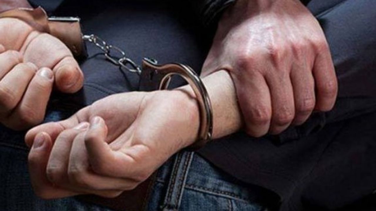 Ülkede izinsiz ikamet ettiği tespit edilen kişi tutuklandı