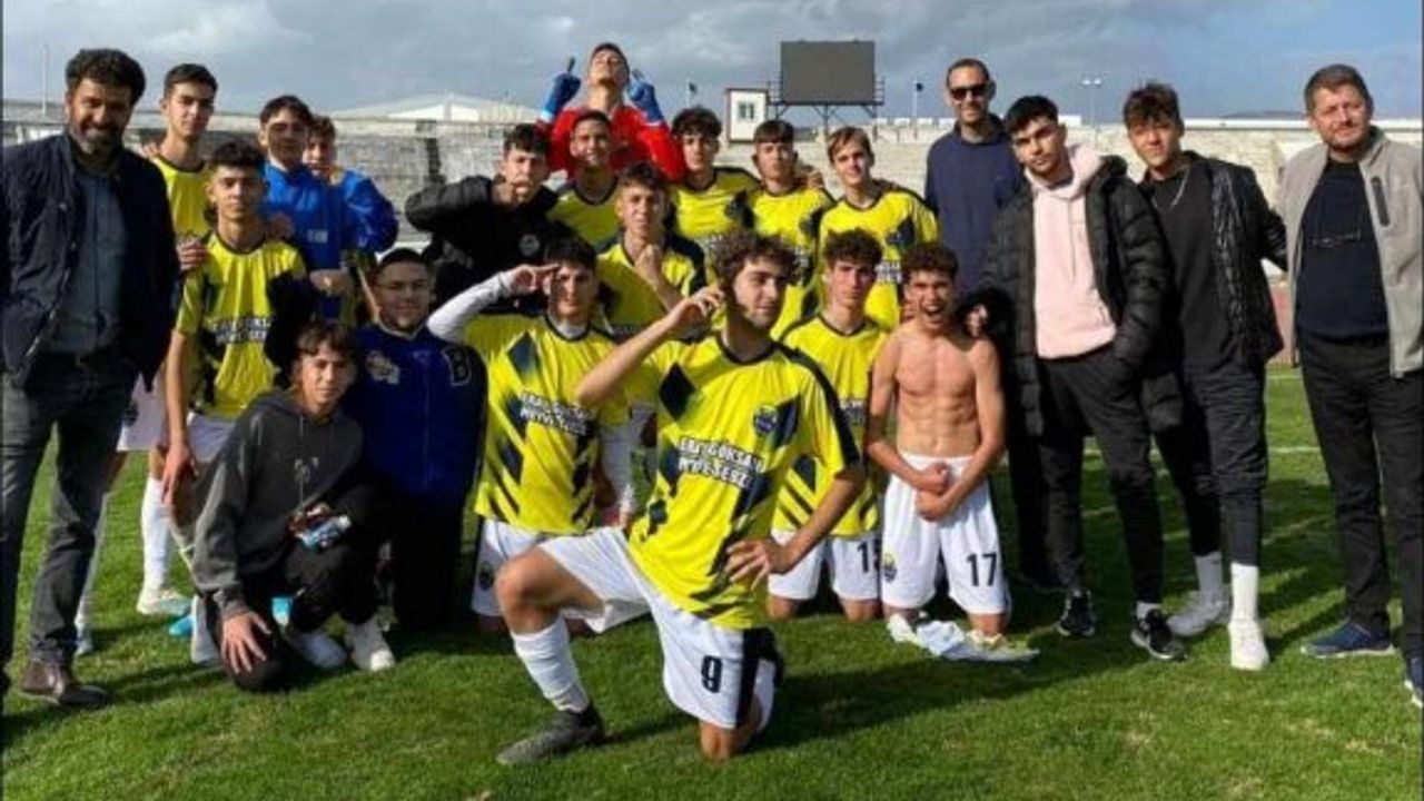 Liseler futbolda şampiyonlar belli oluyor