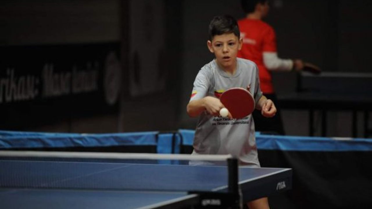 Masa Tenisinde U15 ferdi klasman turnuvası yapılacak