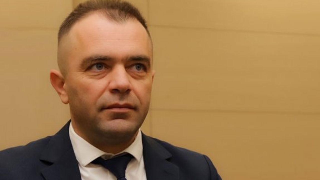 Şahiner: “Ercan Havalimanı’nda 6 aydan beri tek bir çivi çakılmadı..."