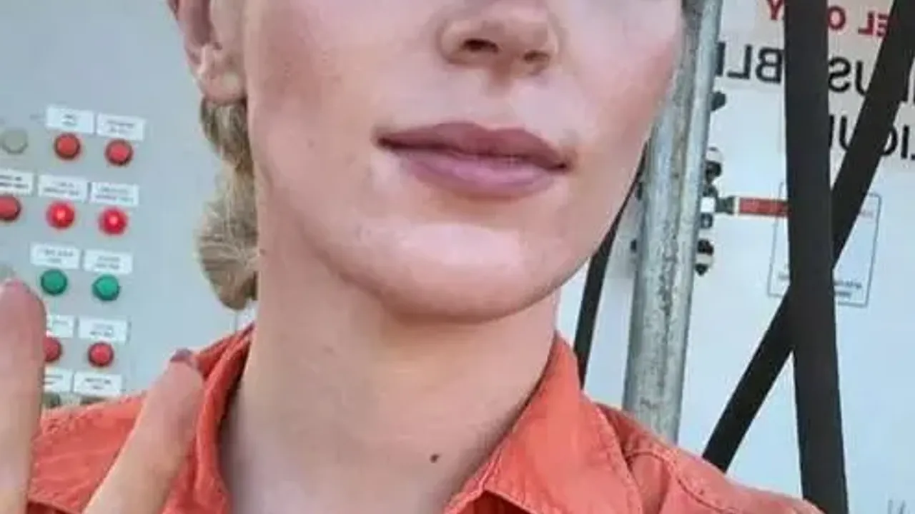 Eski kainat güzeli, kamyon şoförü oldu