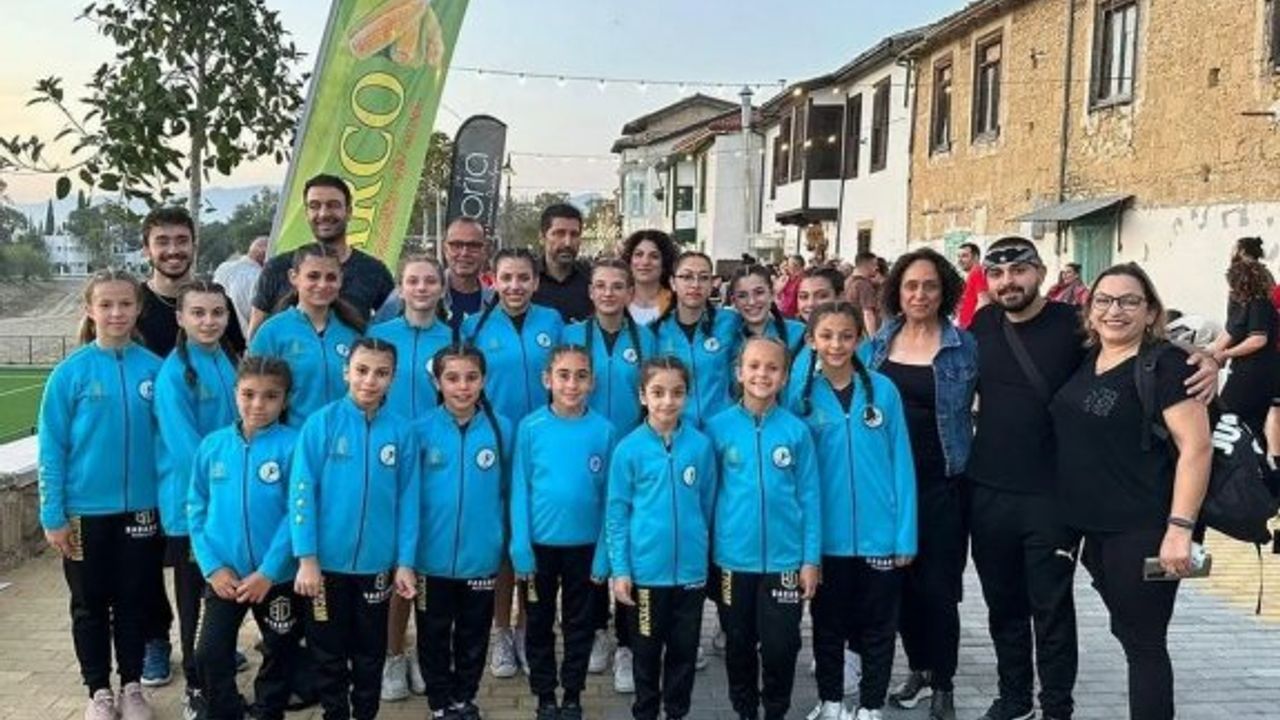 Mesarya Yıldızları, İzmir’de KKTC’yi temsil edecek