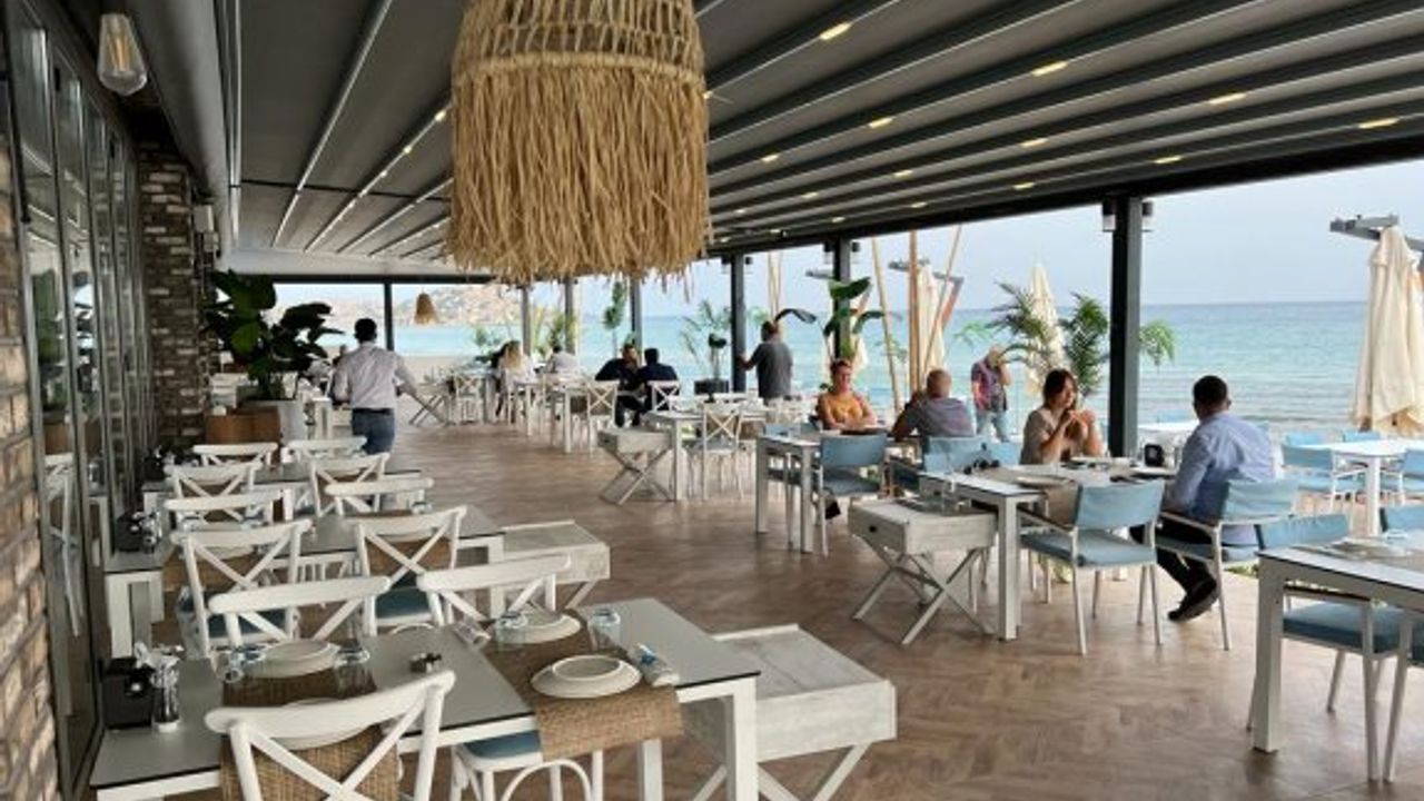 Restoranlarda Rum müşteriler de azaldı