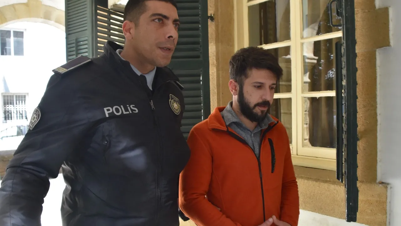 Silah ve uyuşturucuyla yakalanan turist, cezaevine gönderildi