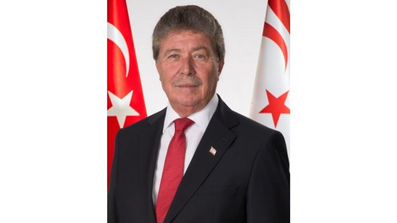 Başbakan Üstel, Çağatay’ın Kıbrıs Türk siyasetinde en müstesna isimler arasında yer aldığını söyledi