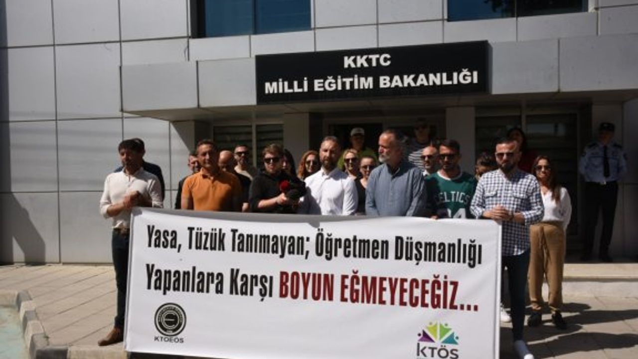 Öğretmen sendikaları, Eğitim Bakanlığı önünde eylem yaptı