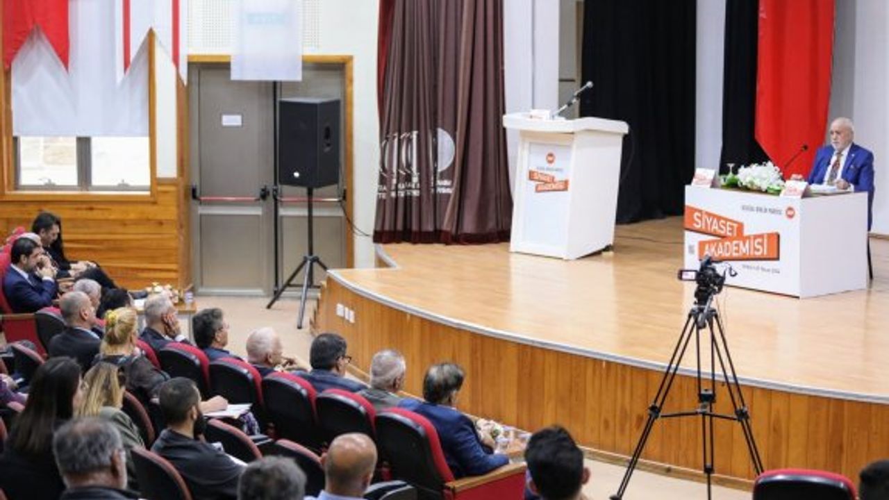 UBP Siyaset Akademisi üçüncü haftası tamamlandı