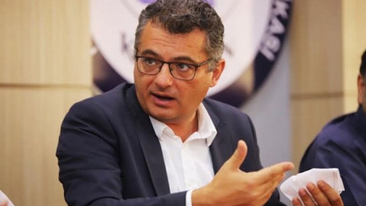 "Bildik soğuk savaş taktikleri yine sahnede"
