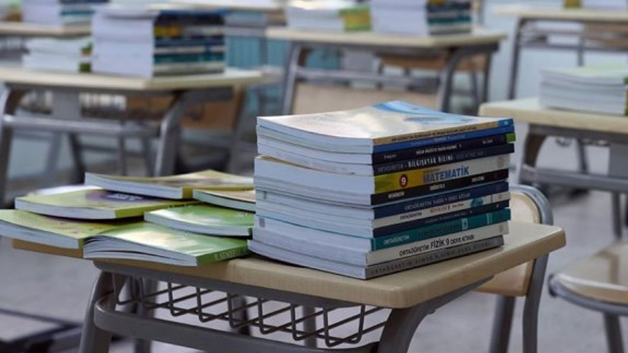 Felsefe dersinde 'Kıbrıs sorunu' araştırılacak