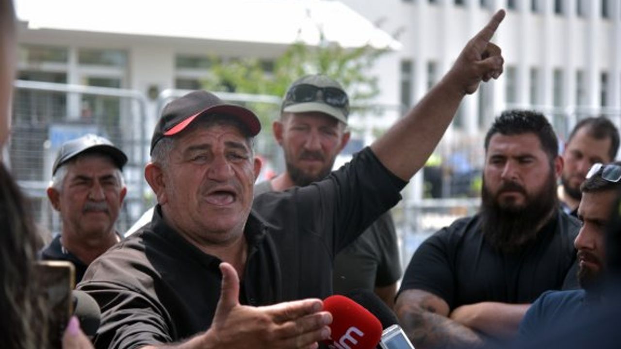 Hayvancıların eylemi Tarım Bakanlığı’na taşınıyor
