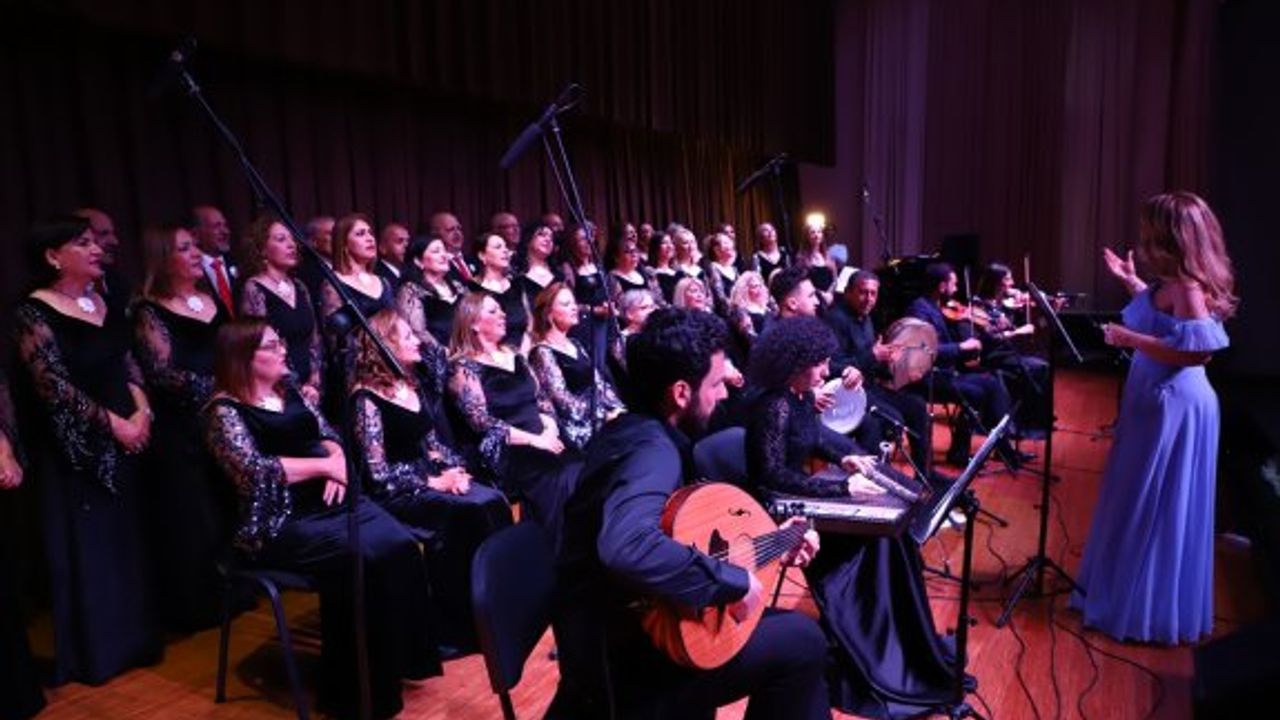 KKTC Bahar Esintileri Sanat Derneği Korosu Bakü'de konser verdi