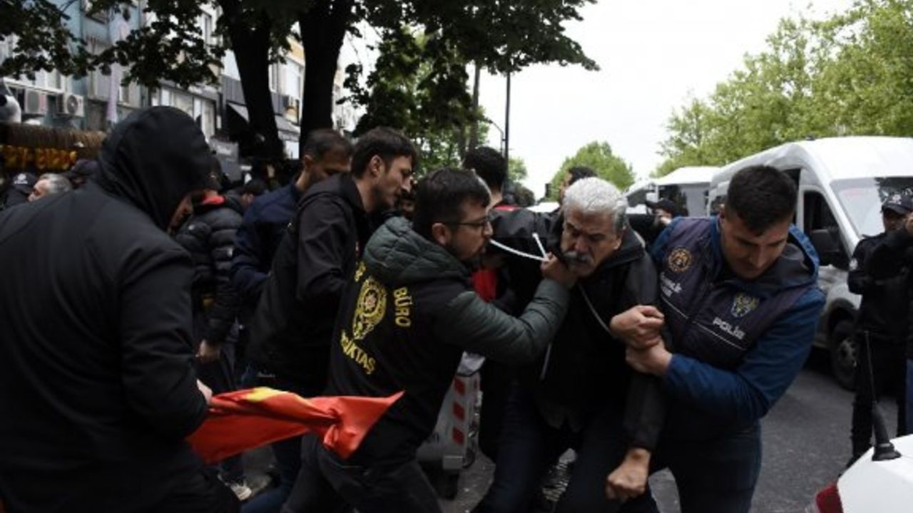Taksim Meydanı'na yürümek isteyen gruplara müdahale edildi