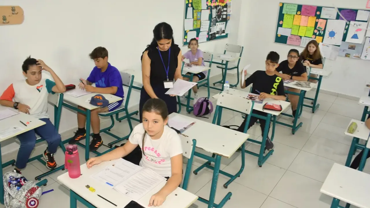 2 bin 220 öğrenci, kolej için ter dökecek
