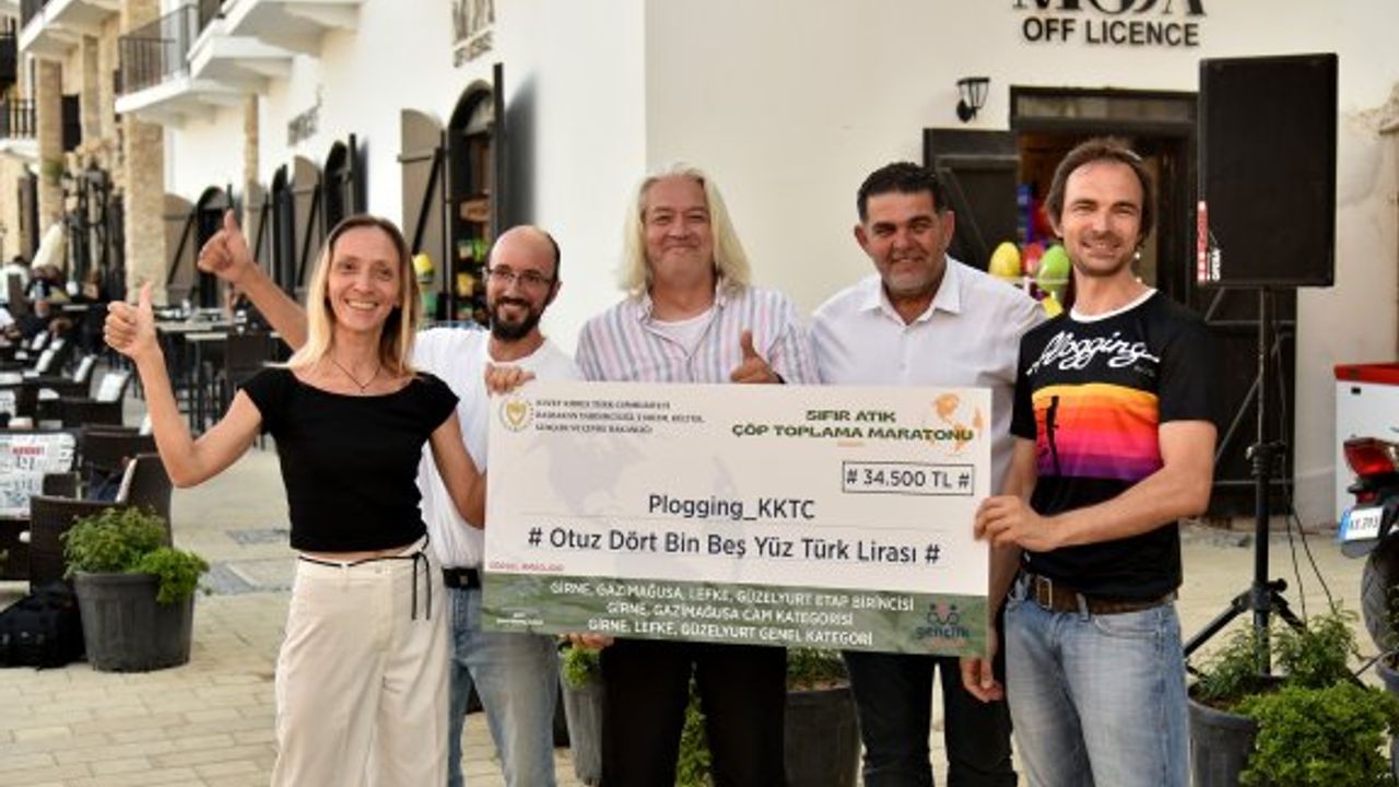 Ada genelinden 2 ton çöp toplandı