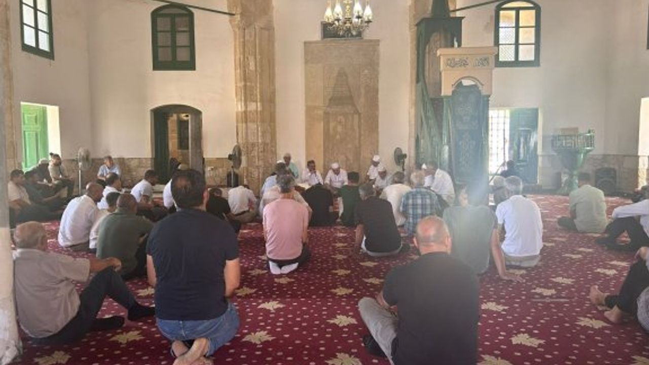 Bayramın manevi coşkusu Hala Sultan’da yaşandı