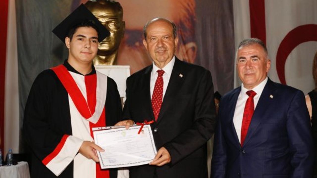Cumhurbaşkanı Tatar, Bülent Ecevit Anadolu Lisesi’nin mezuniyet törenine katıldı