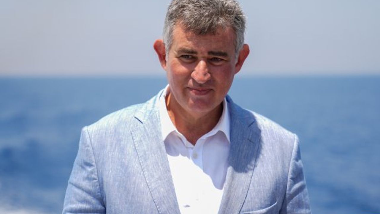 "Kıbrıs sorunu 50 yıl önce bitti"