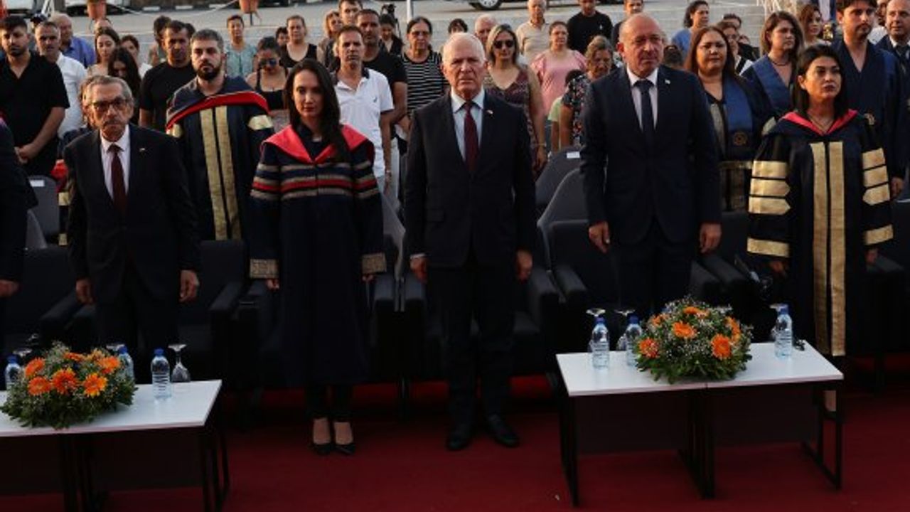 Meclis Başkanı Töre, Kıbrıs Amerikan Üniversitesi mezuniyet törenine katıldı