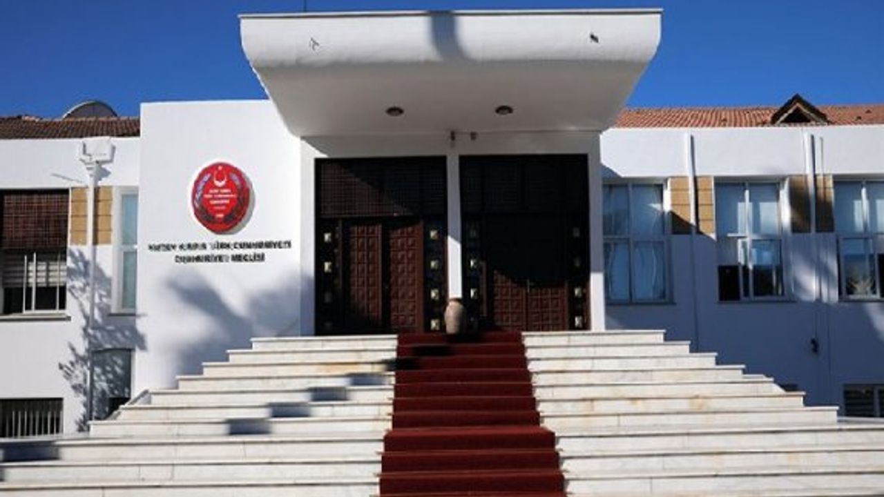 Meclis üçüncü yasama yılında 97 yasa yaptı