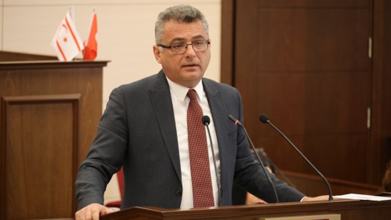 “Yürütmeyi de yasamayı da allem gallem ettiniz”