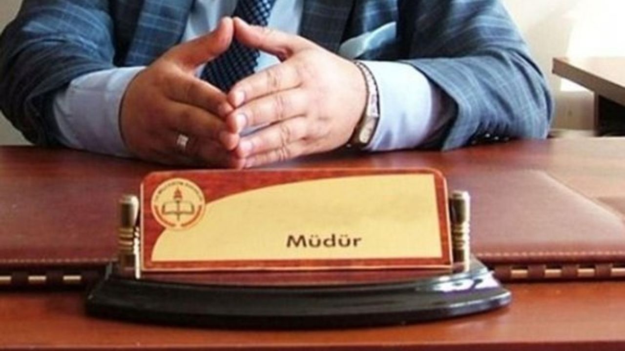 Bir müdürün ömrü 382 güne düştü!