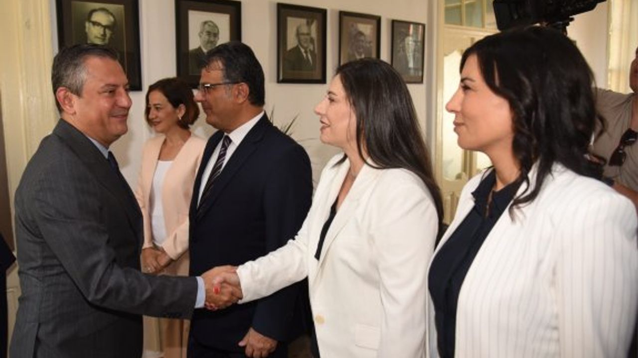 “Kıbrıs Türkü'nün evet demediği hiçbir şeye evet demeyiz”