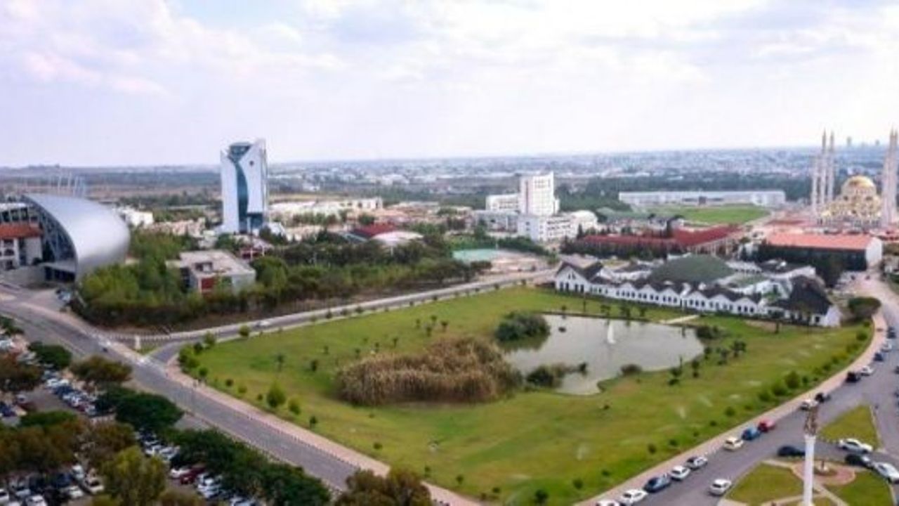 Kuzey Kıbrıs’ın en iyi ilk 50 akademisyeninin yüzde 62’si, YDÜ kadrosunda!