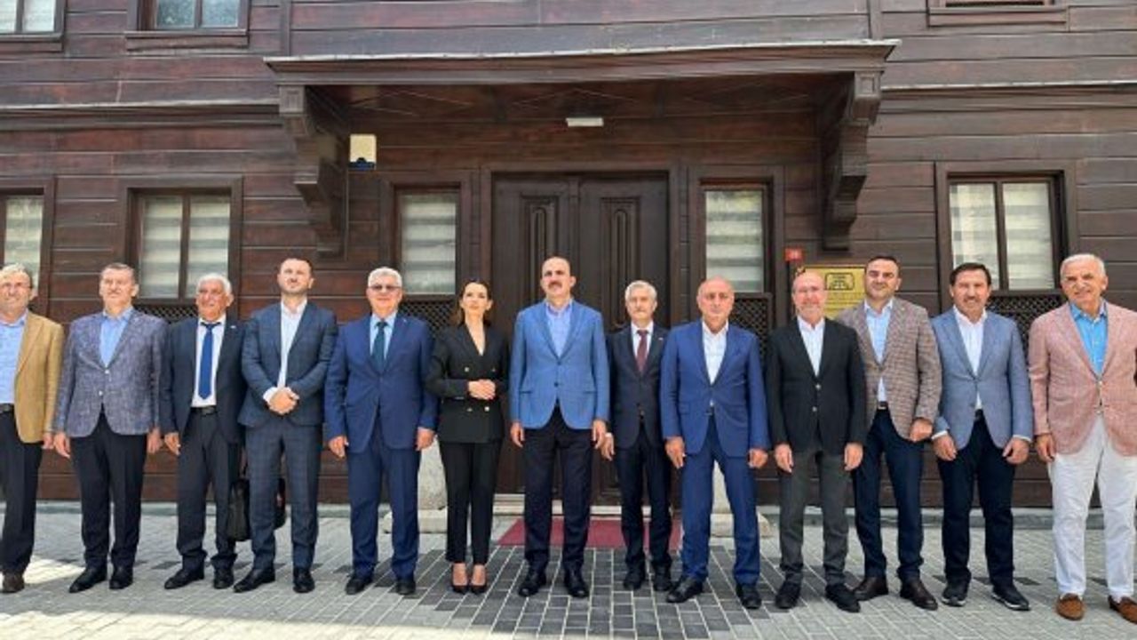Özçınar, Türk Dünyası Belediyeler Birliği Yönetim Kurulu toplantısına katıldı