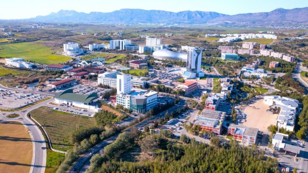 YDÜ, AD Scientific Index tarafından dünyanın en iyi 115’inci özel üniversitesi olarak gösterildi!