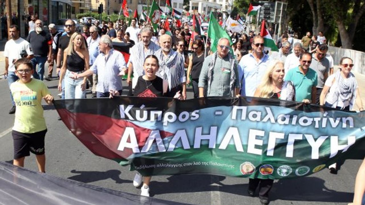 AKEL'den Filistin’e destek etkinliği