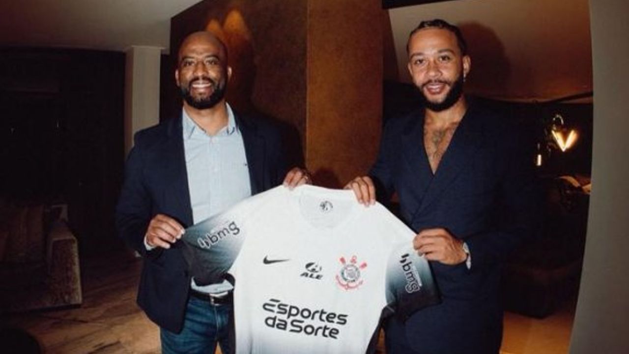 Memphis Depay Brezilya'ya transfer oldu