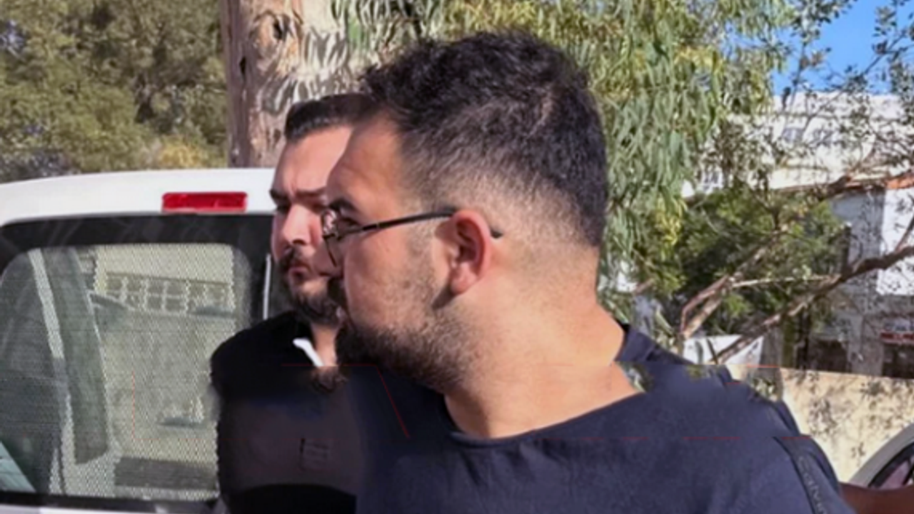 Aracın plaka ve şasi numaralarını değiştiler